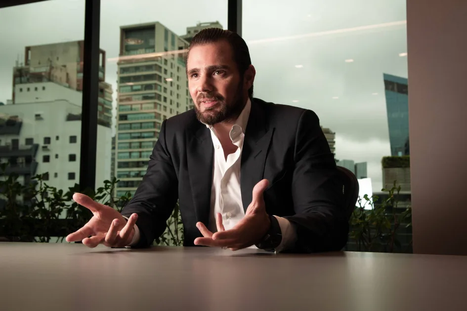 Quem é Daniel Vorcaro e o que aconteceu com o Banco Master