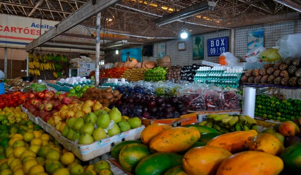 Mercado do Ogunjá retoma atividades após obras emergenciais e aprovação técnica
