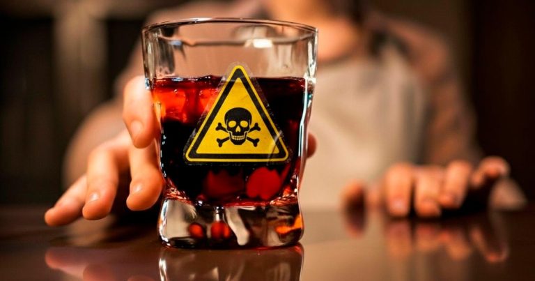 Alerta mundial: bebidas contaminadas com metanol causam mortes