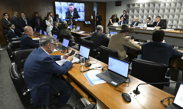 news 7652 1771925907