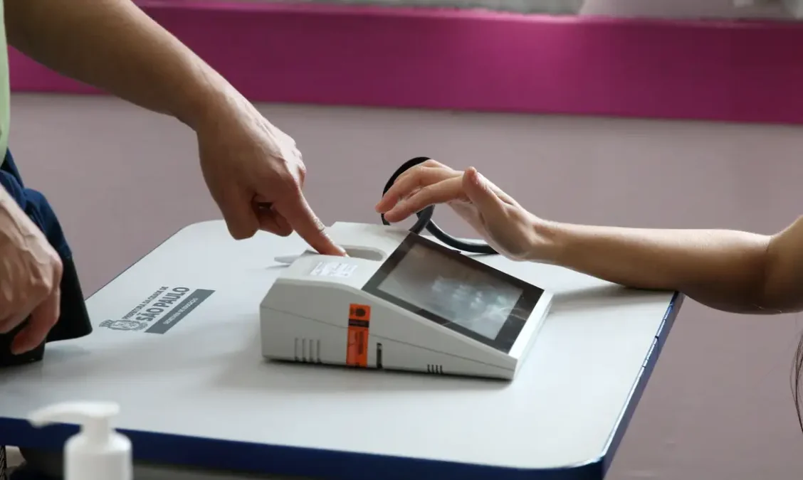 Eleitor sem Biometria Pode Votar no 2º Turno das Eleições: Entenda os Procedimentos e Garantias do Voto